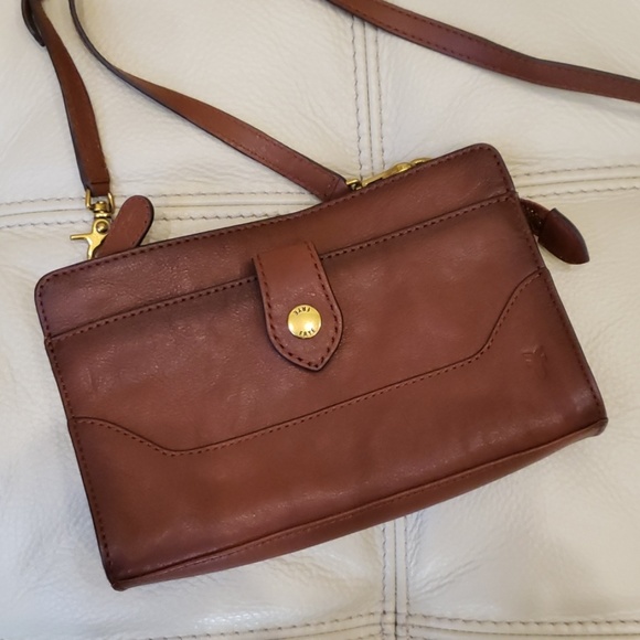 frye lucy crossbody cognac